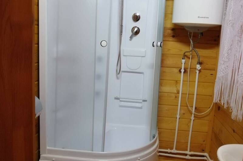 Пятиместный однокомнатный домик2