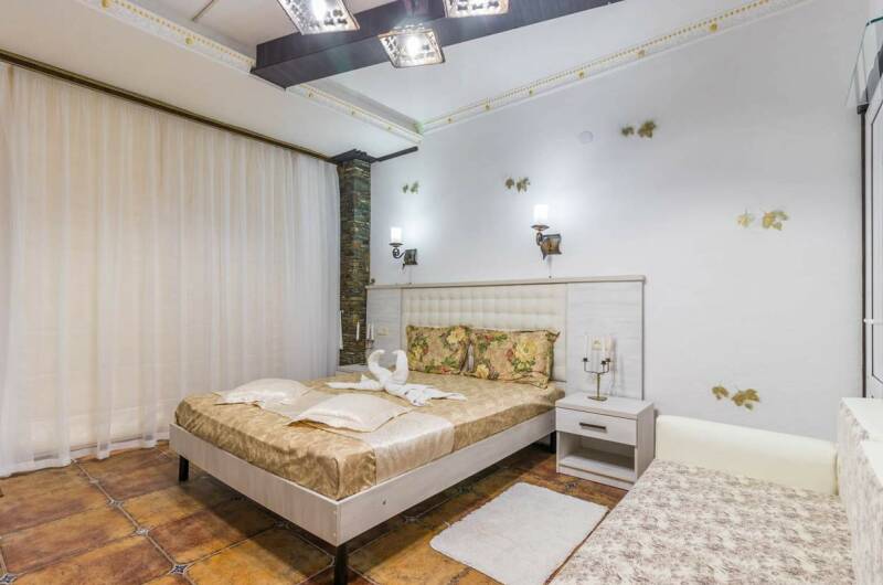Трехместный люкс