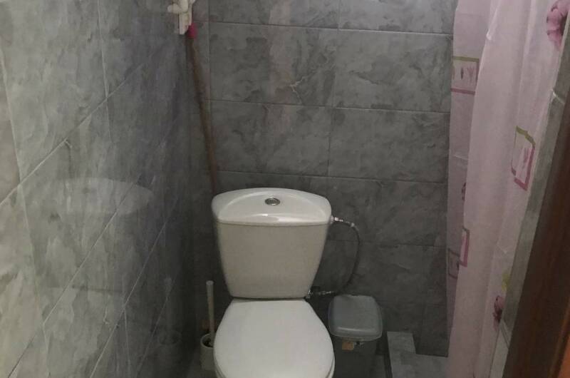 3х местный без балкона с кухней 1этаж