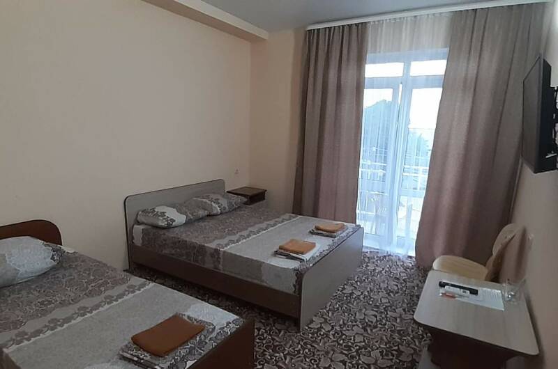 3х местный номер Комфорт с кухней, с балконом