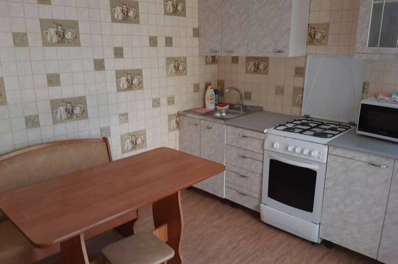Двух местная комната с кухней на первом этаже
