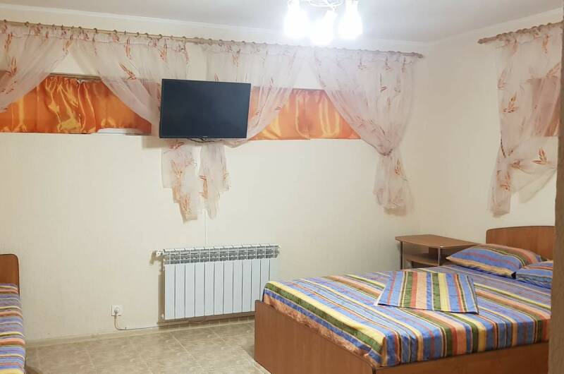Этаж на две семьи