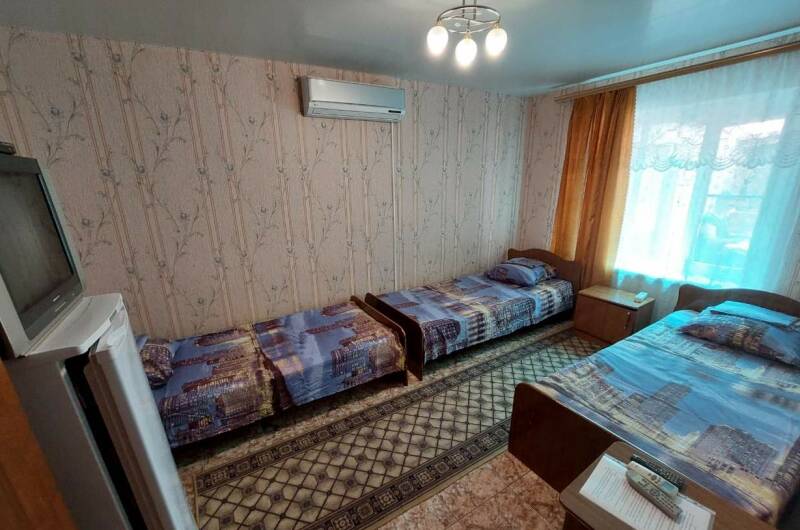 Комната"СТАНДАРТ" 3Х. МЕСТ. N6. 1 ЭТАЖ