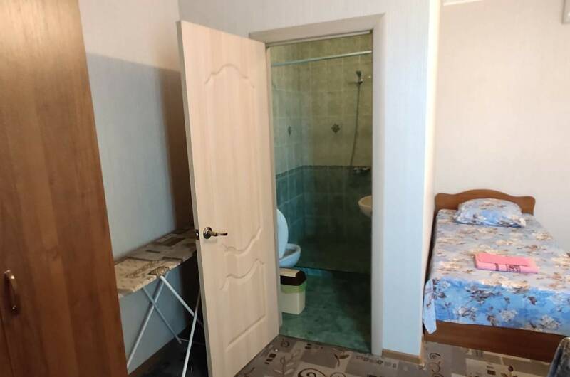 Комната"С УДОБСТВАМИ" 3Х. МЕСТ. N1. 1 ЭТАЖ