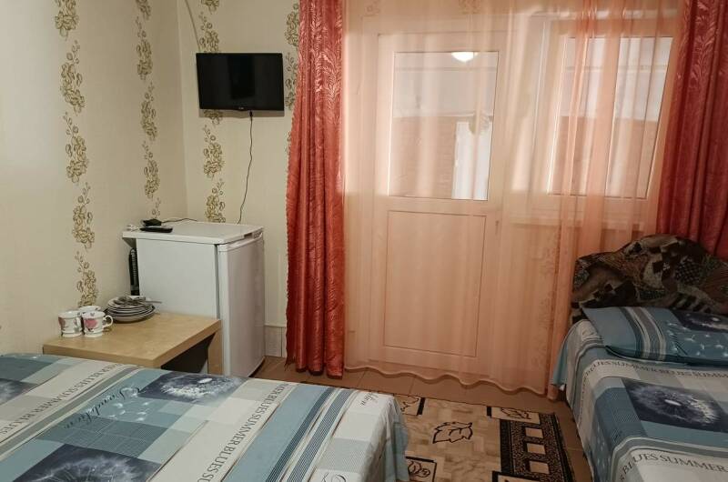 Трехместная комната с удобствами