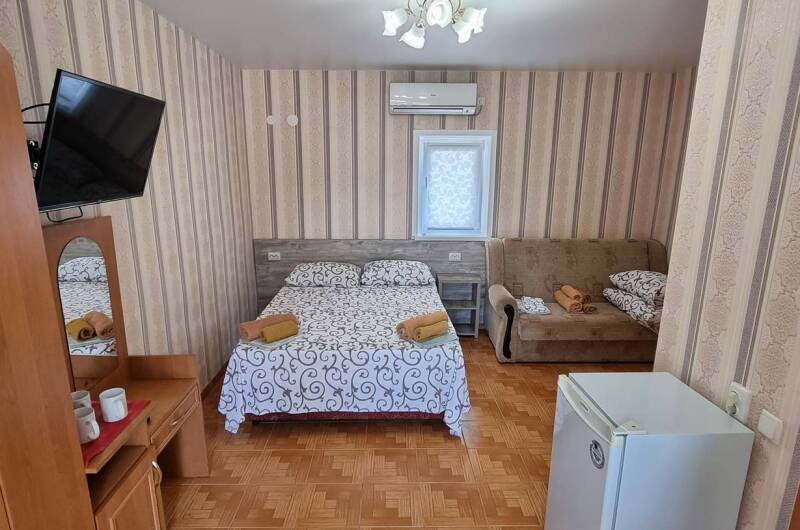 Номера 2х−3х местные
