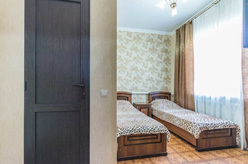 Двухкомнатный номер с удобствами
