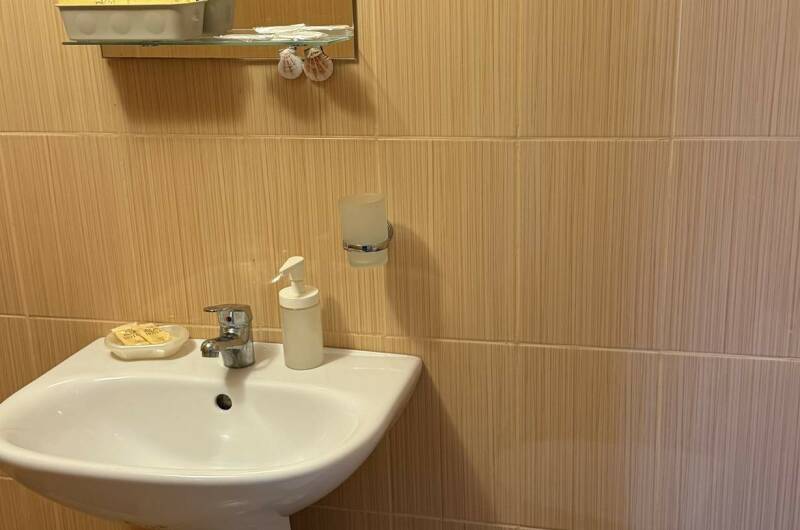 Двухместная комната № 9