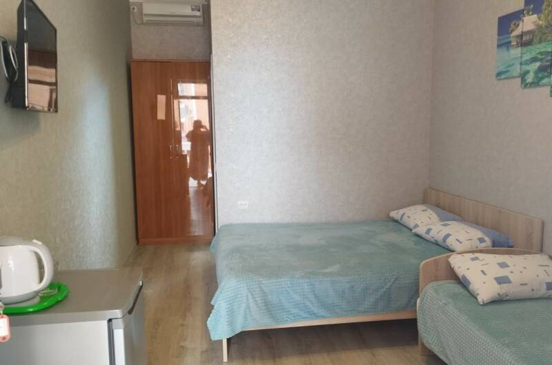 Комната с лоджией 3 чел