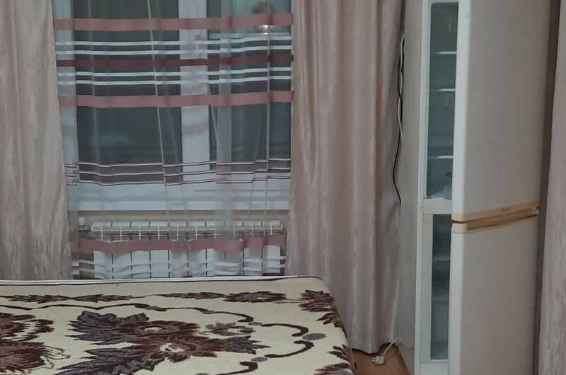 Трехместный номер с удобствами (кухня на этаже)