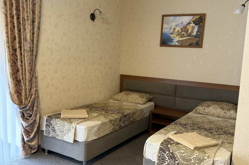 Двухкомнатный четырёхместный номер