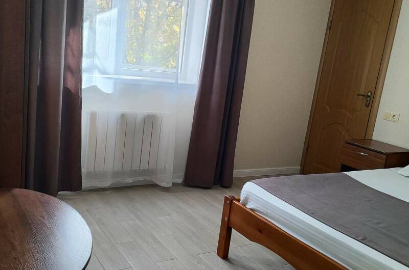 Комната для двух человек с удобствами без балкона