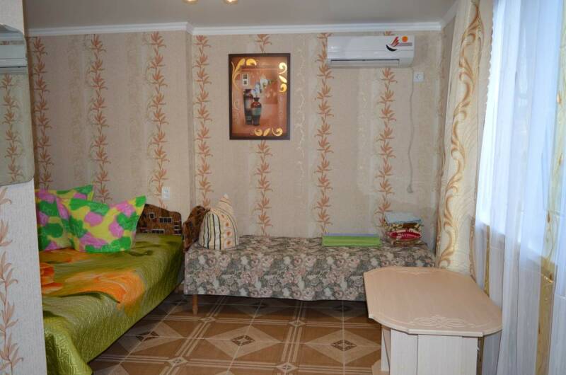 Трёхместный номер с удобствами