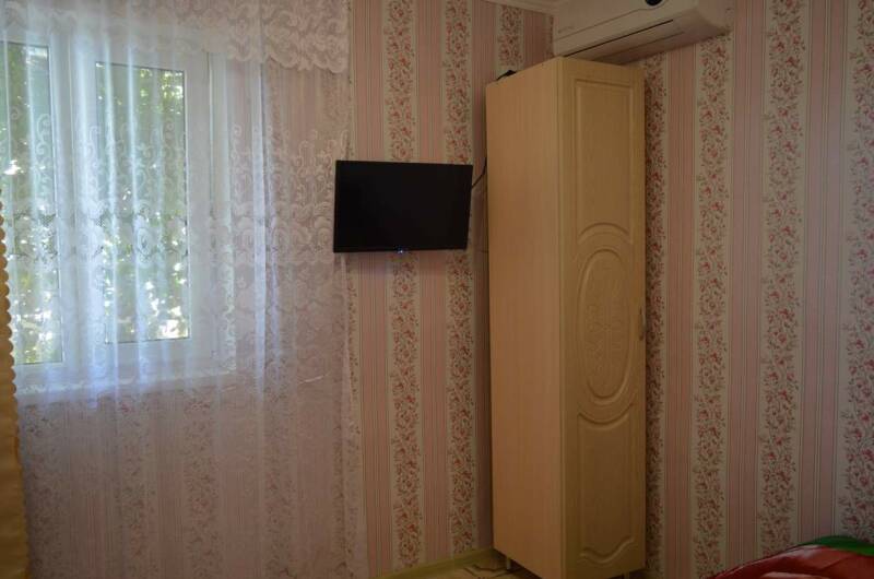 Трёхместный номер с удобствами