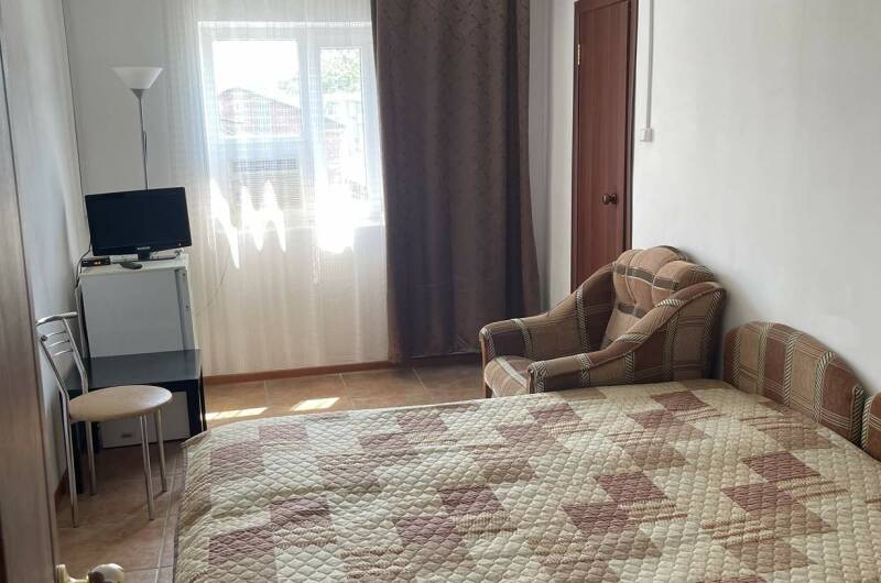 Двухместный номер + доп место. (3 этаж, южный)
