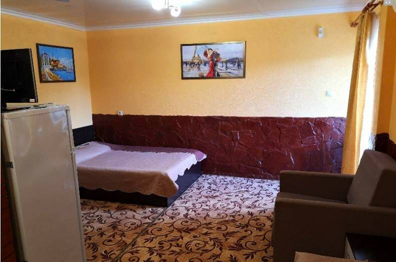 4-х местная студия с кухней в номере