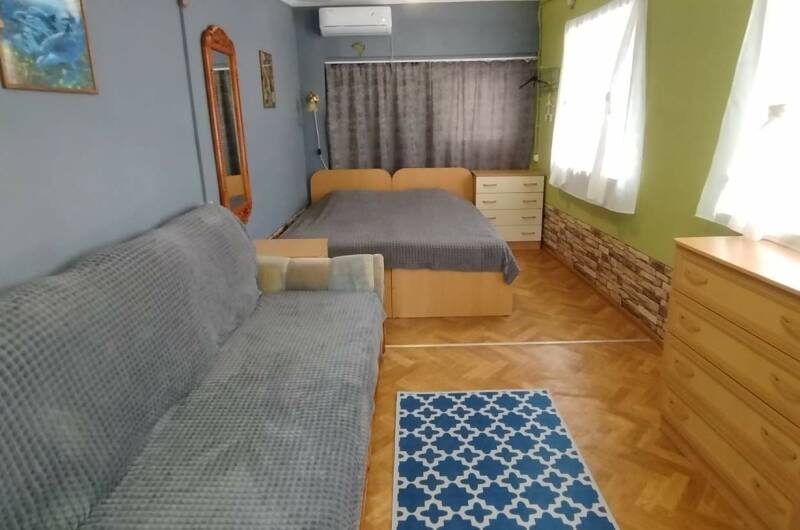Двухкомнатный домик со своей кухней и санузлом