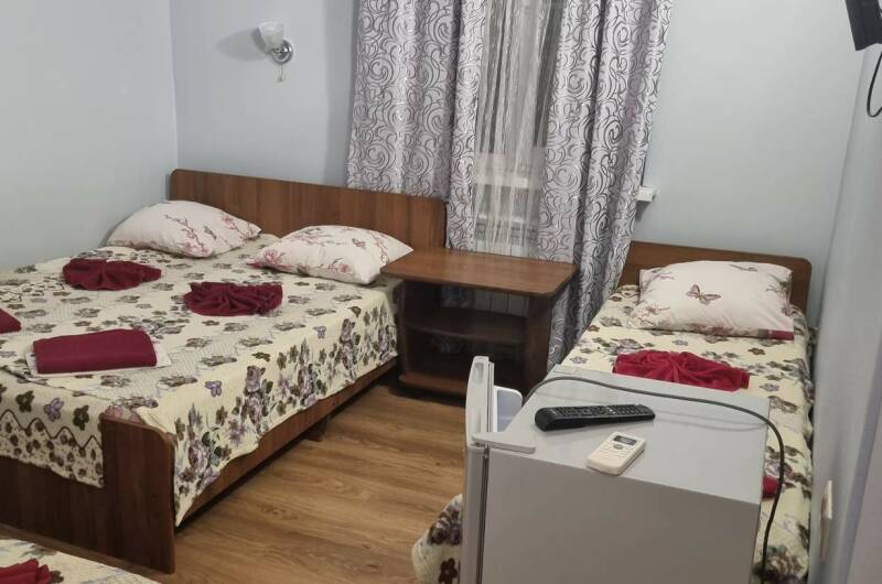«Стандарт» с кухней 3х местный Секция 2