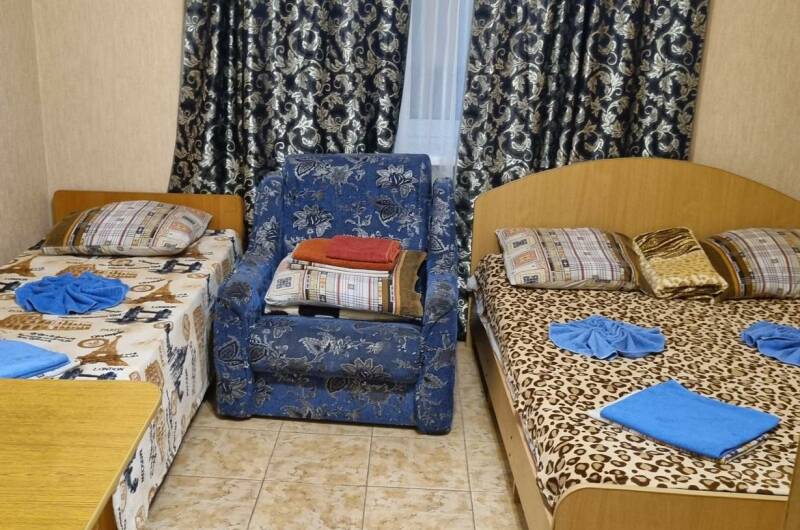 3-х местные номера «Полулюкс» с общим сан. узлом