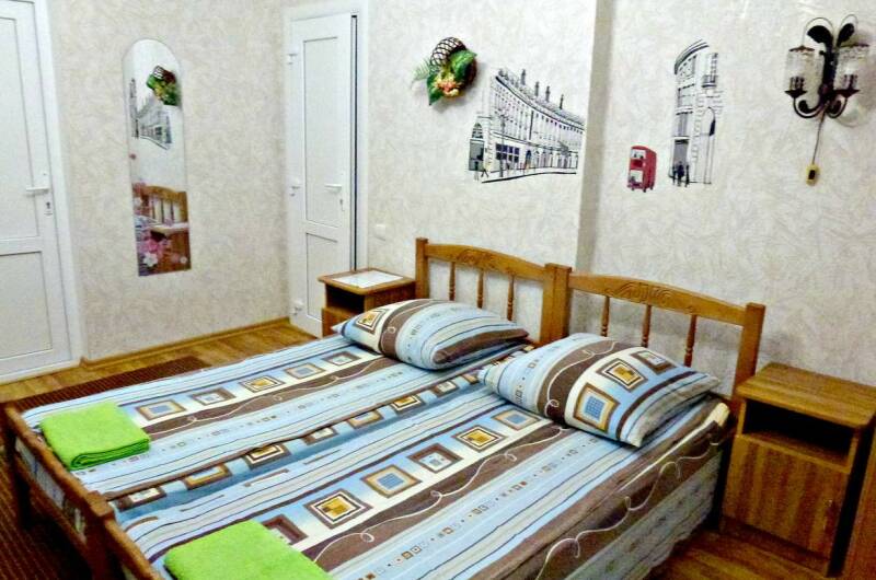 Четырехместный номер с балконом
