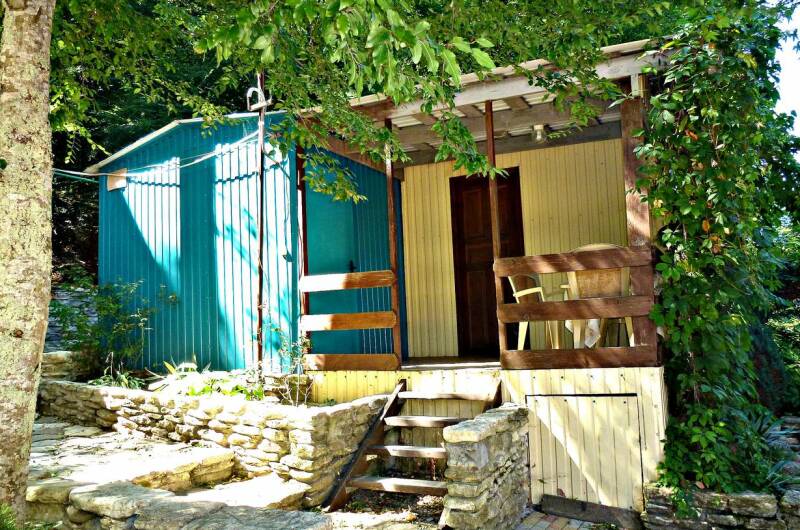 Отдельный домик с кухней и терассой