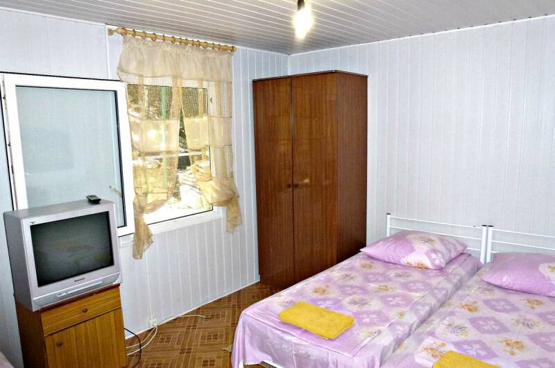 Отдельный домик с кухней и терассой