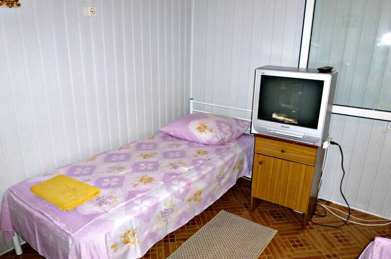 Отдельный домик с кухней и терассой