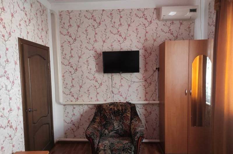 Двухкомнатный с кухней