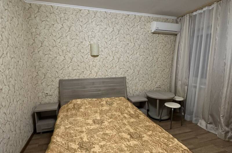 Двухместный (балкон) (10 м2)