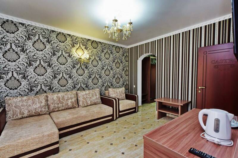 Люкс трехкомнатный семиместный с балконом