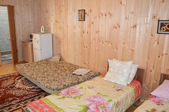 Четырехместный номер на первом этаже