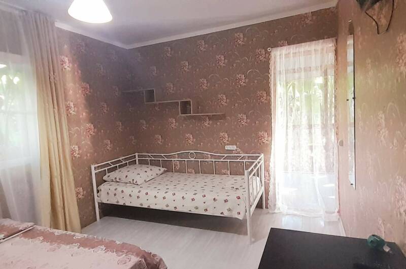 Номер в коттедже с кухней (2 номера)