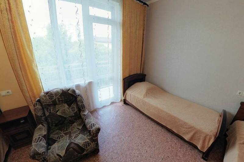 «Люкс» с балконом