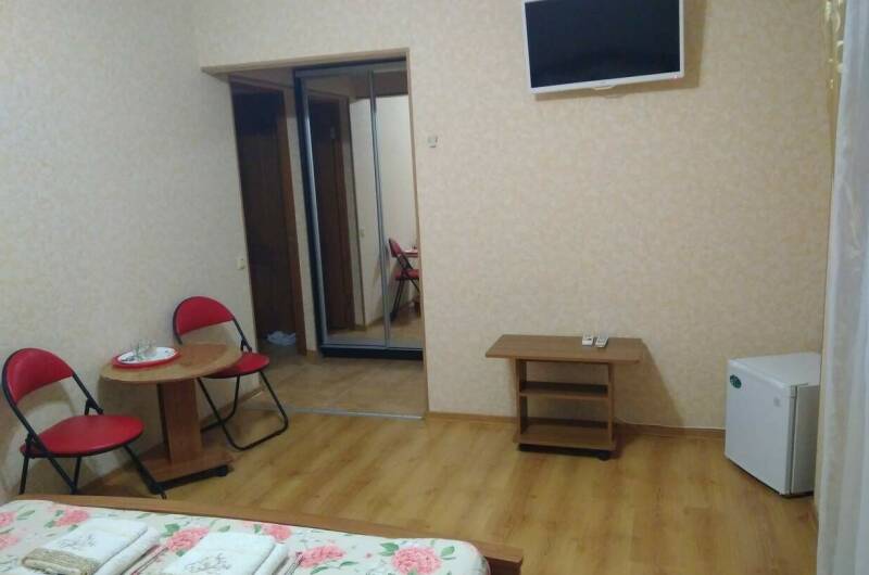 Комната для 2 х человек с 1 кроватью и балконом