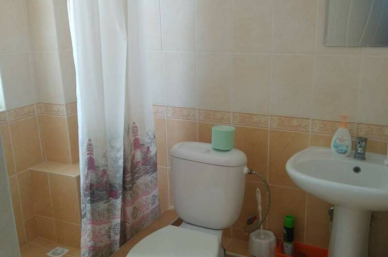 Комната для 3 х человек с 2 кроватями