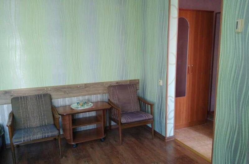 Комната семейная для 4 человек с двумя кроватями