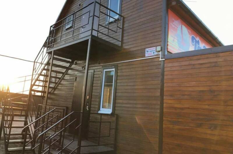 Двухкомнатный (8-ми местный) на первом этаже