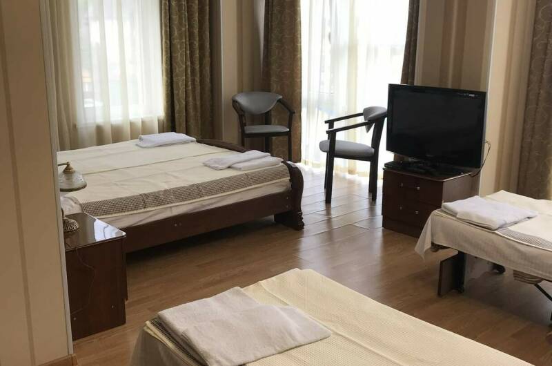 2-х местный номер «Комфорт» с 2-мя креслами