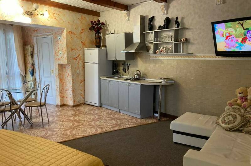 Номер — студия «Клеопатра»