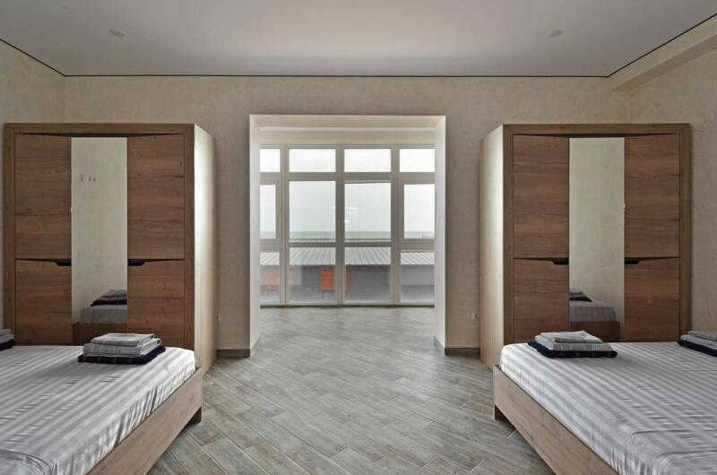 Люкс (2 комнатный 4 местный) с видом на море