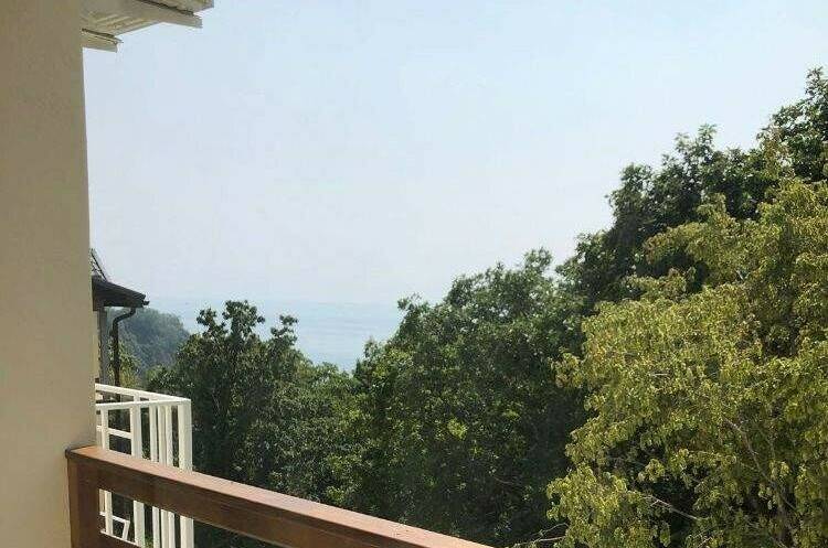 Трёхместный стандарт с видом на море «Кубики»