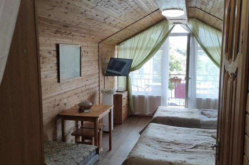 Трехместный номер с дополнительным местом № 3