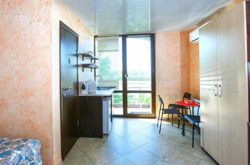 «Студио» с балконом