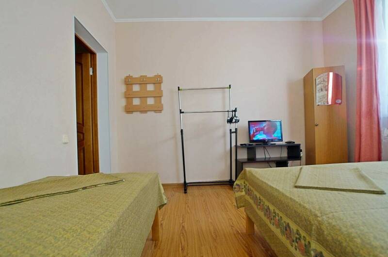 Трехместный (удобства на этаже)