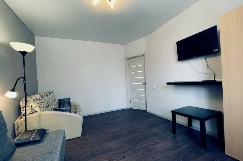 Семейный трех комнатный номер с кухней и террасой