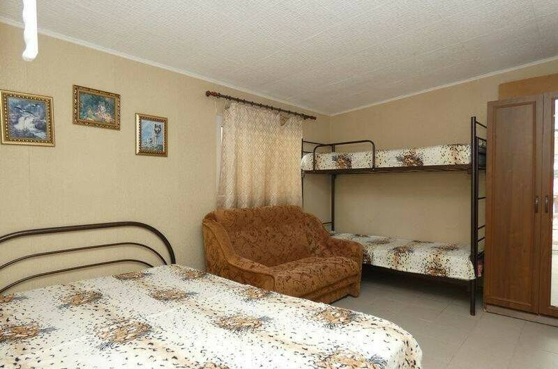 4-х местный номер с кухней и отдельным входом