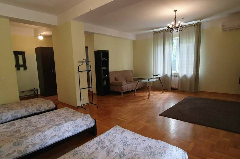 Трехместный номер с 3-мя раздельными кроватями № 6