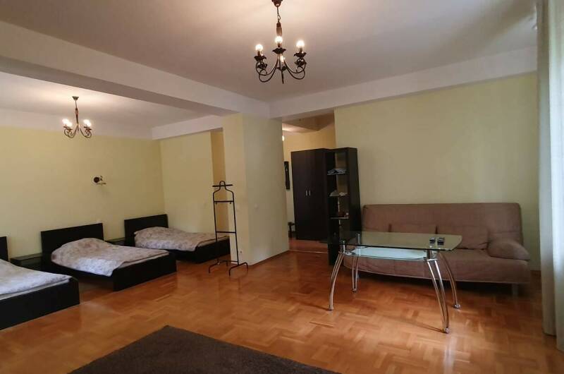 Трехместный номер с 3-мя раздельными кроватями № 6