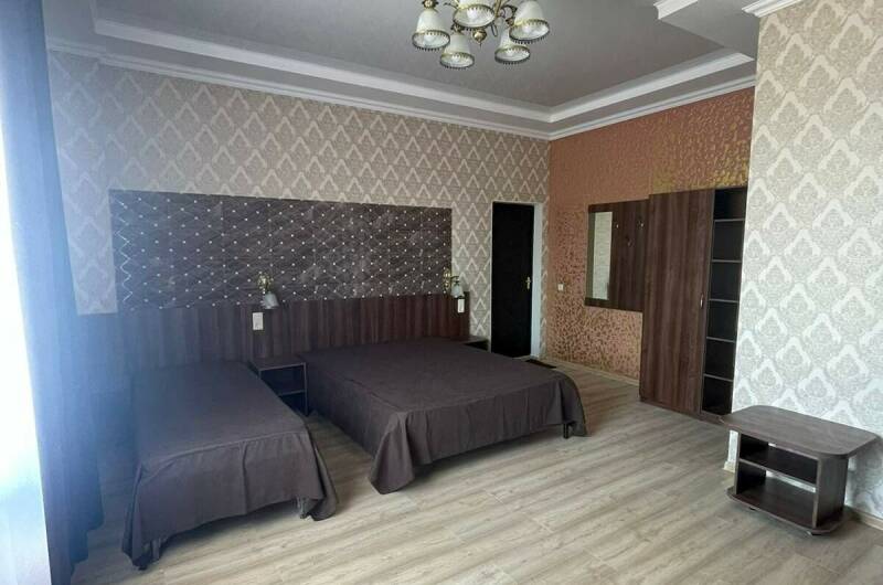 Четырехместный «Люкс»