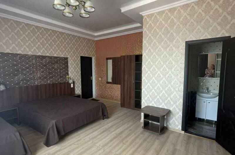 Четырехместный «Люкс»